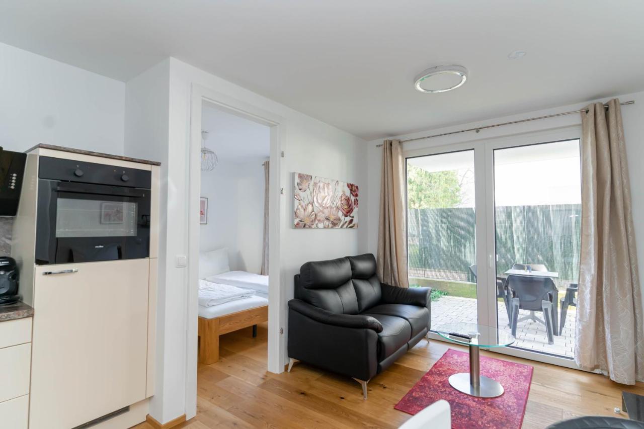 Modern Apartment With Tiny Garden Near City Center Wien Exteriör bild