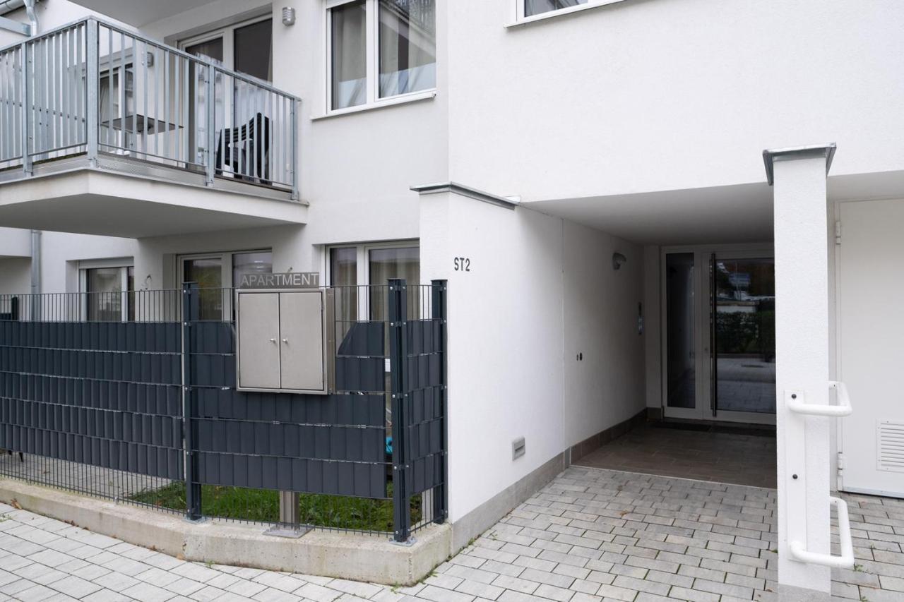 Modern Apartment With Tiny Garden Near City Center Wien Exteriör bild
